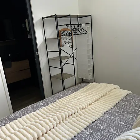 Industriel Loft Neuf Avec Parking Prive Apartamento *