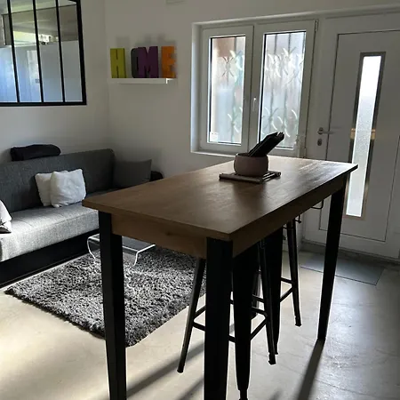 Apartamento Industriel Loft Neuf Avec Parking Prive Reichstett